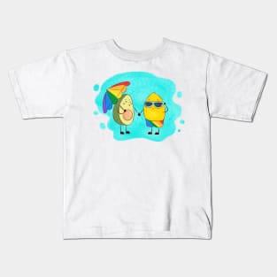 Avocado and lemon lgtbiq couple on the beach Kids T-Shirt